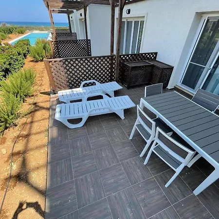 Great Seaview Appartments In Thalassa דירה *