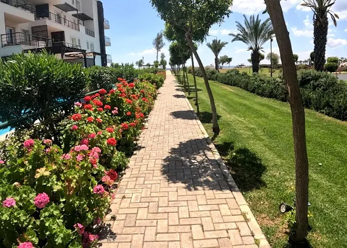 Great Seaview Appartments In Thalassa Apartament *